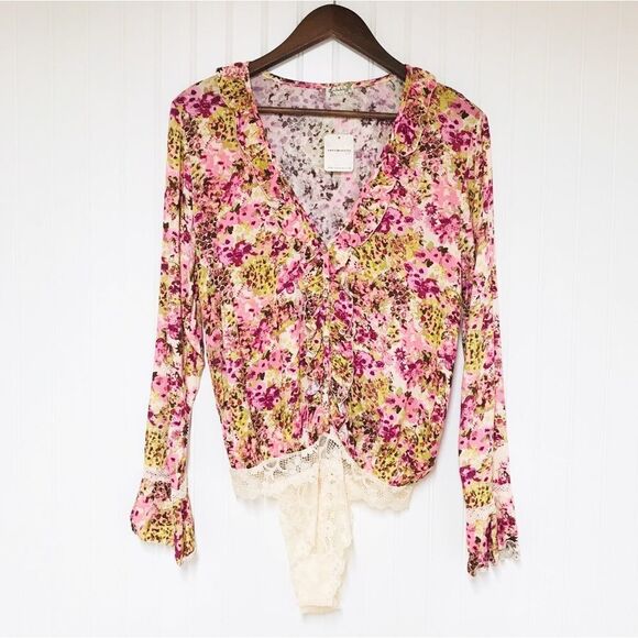 FREE PEOPLE Heat Wave Pink Floral Long Sleeve Bodysuit Thong‎ Crochet Lace New - Picture 2 of 13
